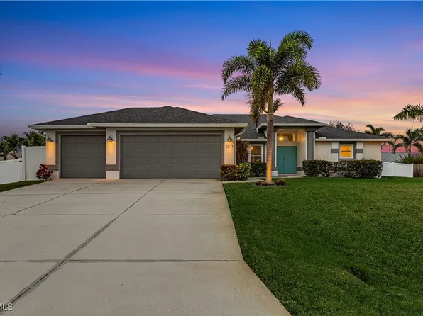 2017 SW 30th St, Cape Coral, FL 33914