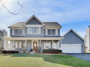 850 Tartans Dr, Dundee, IL 60118