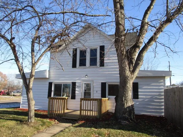 601 Woodward Avenue, Chippewa Falls, WI 54729