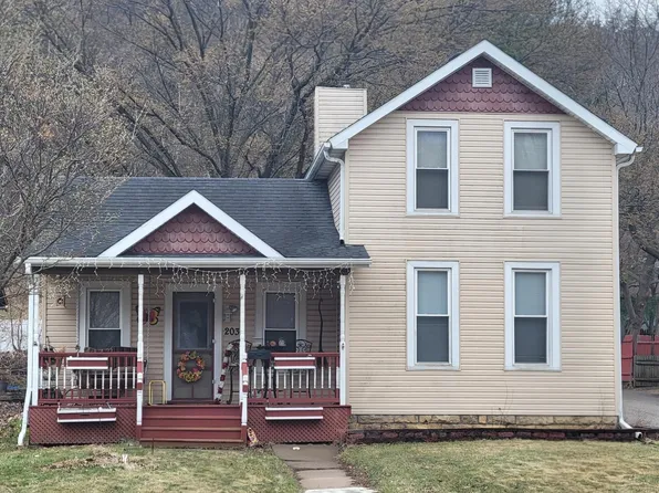 203 E 7th St, Red Wing, MN 55066