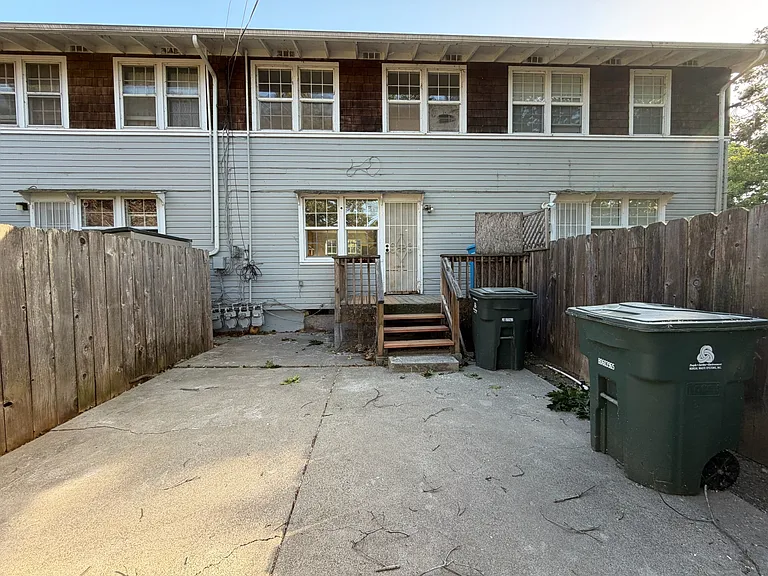 162 Calhoun St — Photo 27
