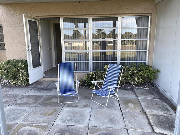2nd image of 1130 Mahogany Way #102