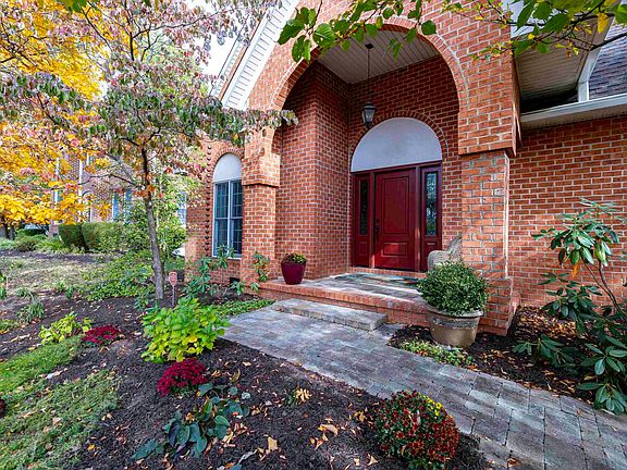 4th image of 655 Wyndham Woods Cir