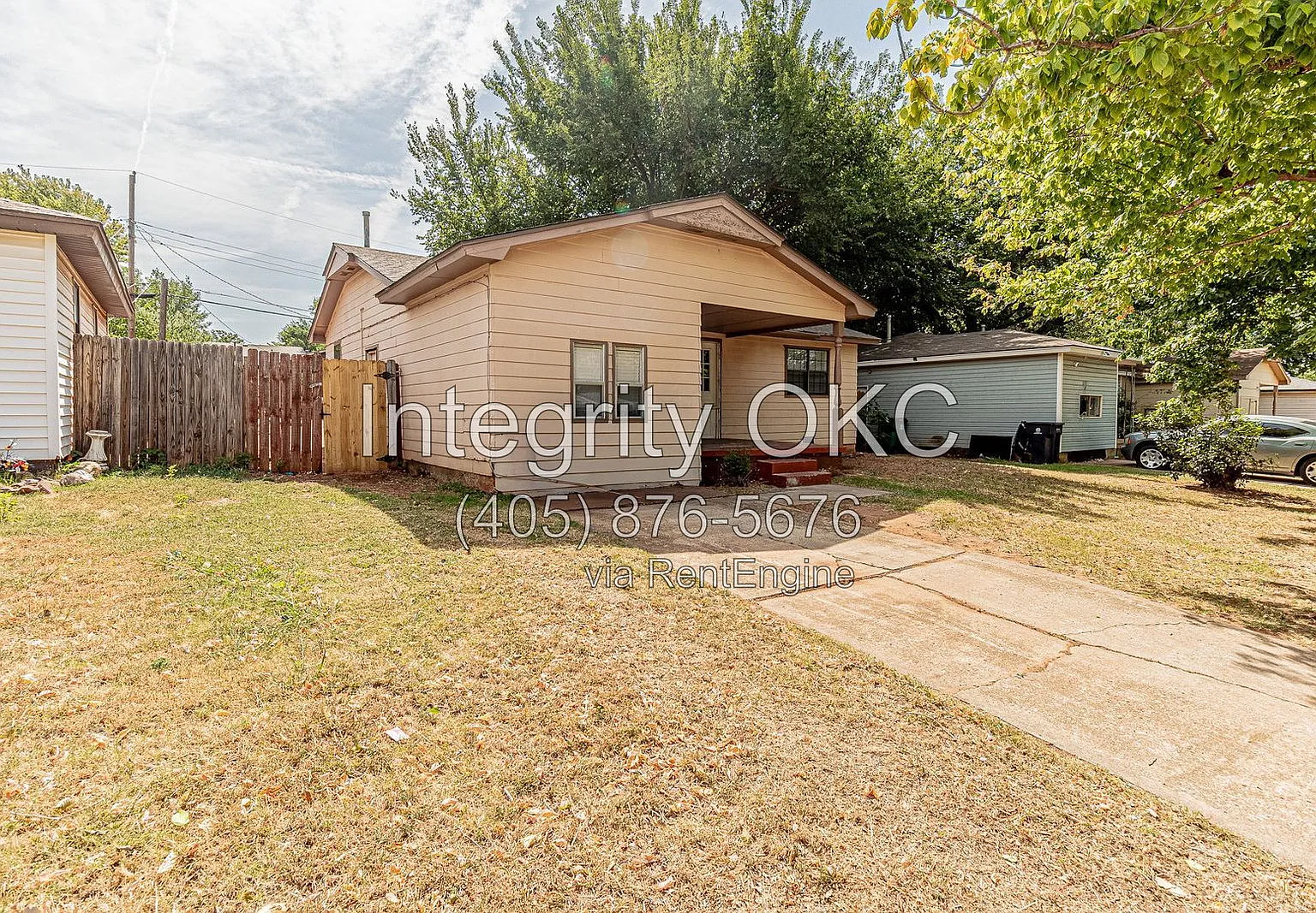 3 bed, 1.0 bath, 808 sqft, $1,025 — Photo 2