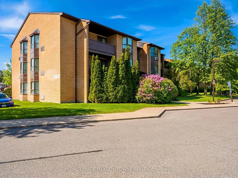 3835 Lake Shore Blvd W #207 — Photo 21