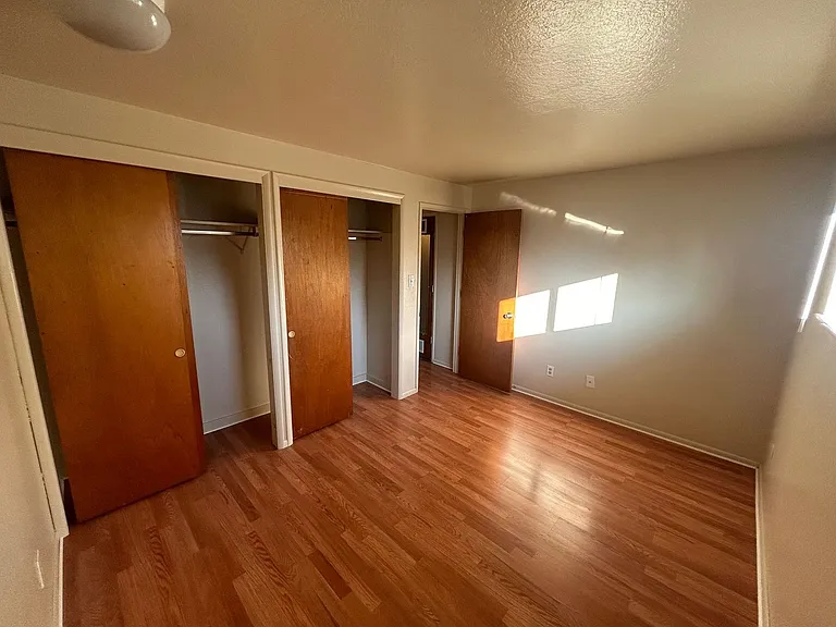 1501 Arthur St #4 — Photo 10