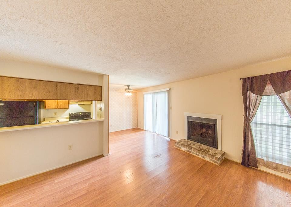 1st image of 7600 Emmett F Lowry Expy APT 208