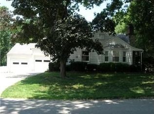 6359 Sni A Bar Rd, Kansas City, MO 64129