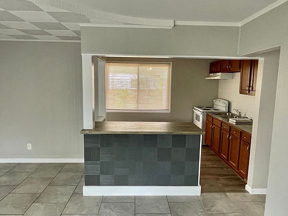 5th image of 2213 Kerwin Dr