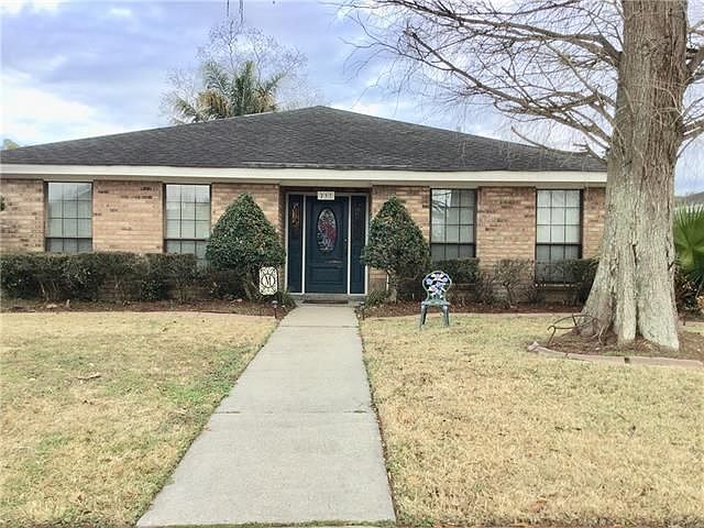 1st image of 297 Longview Dr