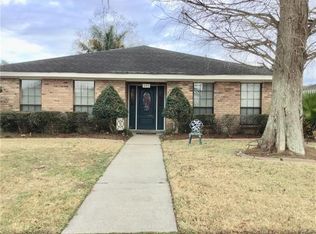 297 Longview Dr, Destrehan, LA 70047