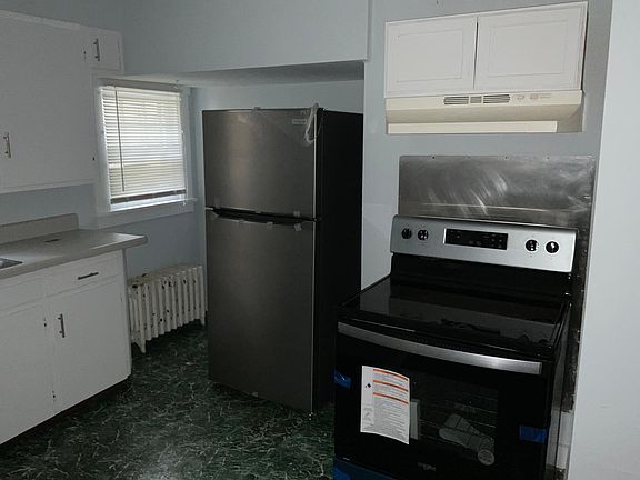 3rd image of 4337 Chester Dr Unit 1