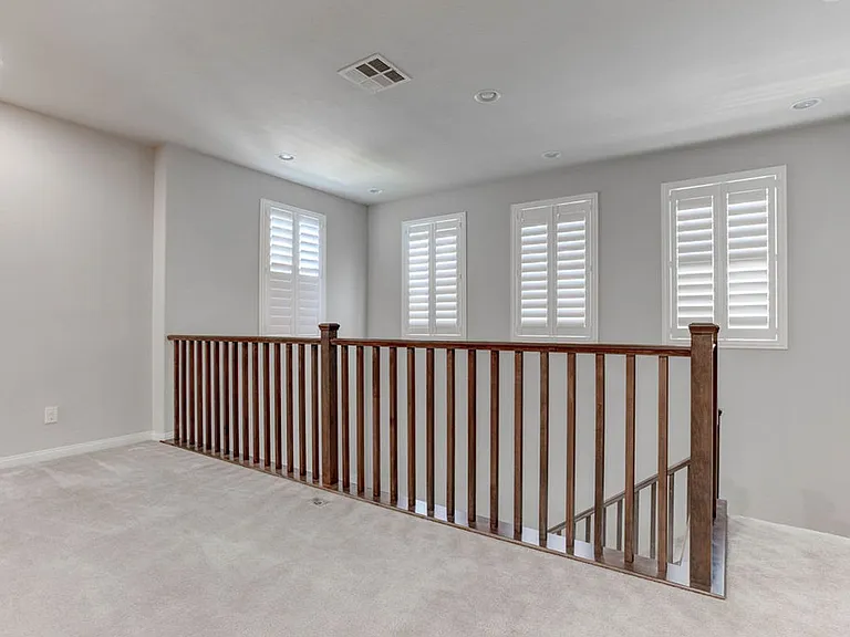 8040 Skye Falls St — Photo 32
