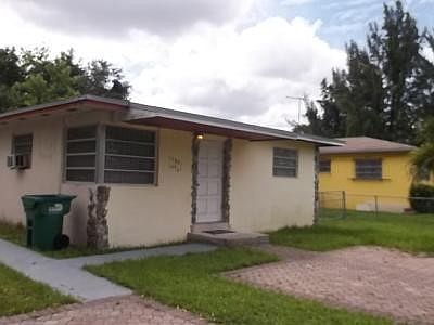 2nd image of 15801 NW 39th Ct