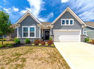 6132 Windcliff Dr E, Grove City, OH 43123