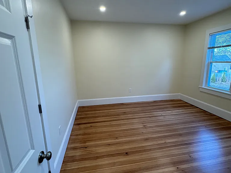 35 George St #2 — Photo 18