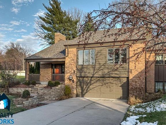 2nd image of 2519 Bishop Ln