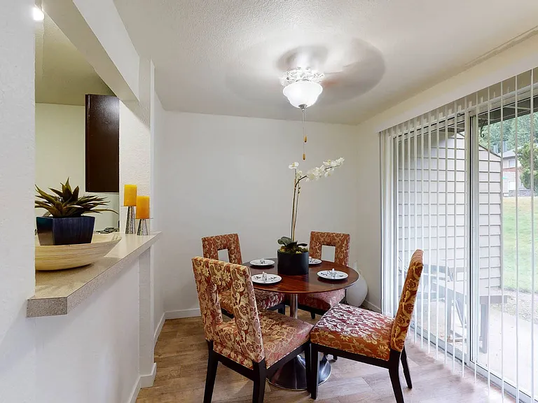 North Creek Apartments — Photo 6