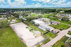 1st image of 15610 Ennis Rd