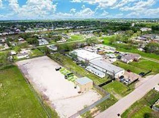 15610 Ennis Rd, Sugar Land, TX 77498