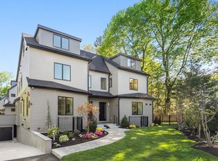 956 Walnut St #7, Newton Highlands, MA 02461
