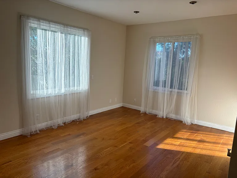 1837 Parnell Ave — Photo 13