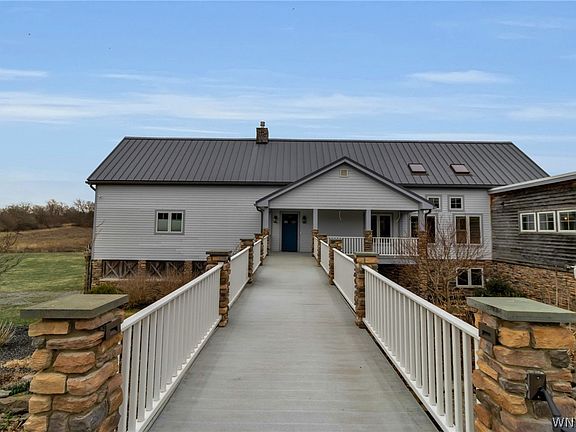 5th image of 9151 Shepard Rd