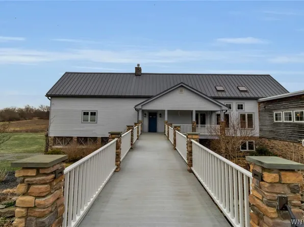 9151 Shepard Rd, Batavia, NY 14020