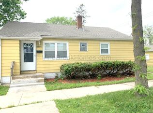 5201 N 45th St, Milwaukee, WI 53218