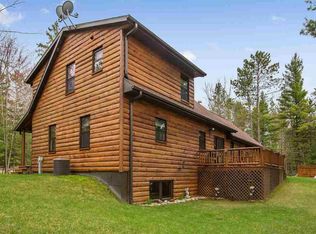 N11812 Menominee Woods Dr, Wausaukee, WI 54177