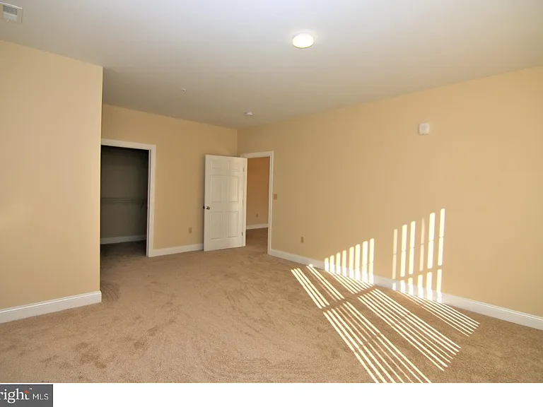 1665 Kenton Rd #101 — Photo 15