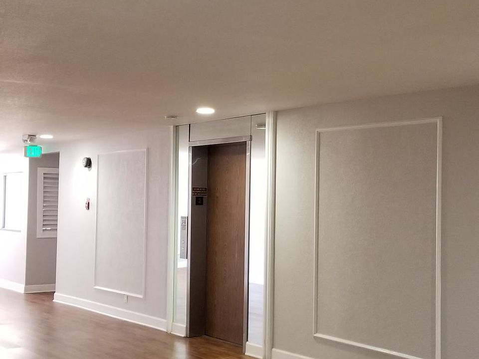1st image of 21650 Burbank Blvd Unit 207
