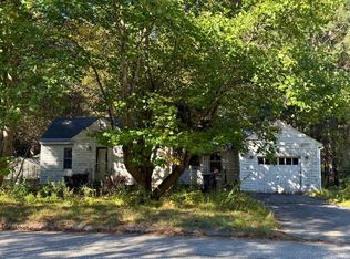 79 Bradman St, Auburn, ME 04210
