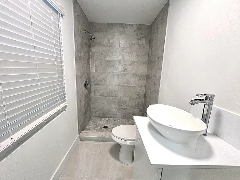 10730 SW 149th Ter — Photo 7