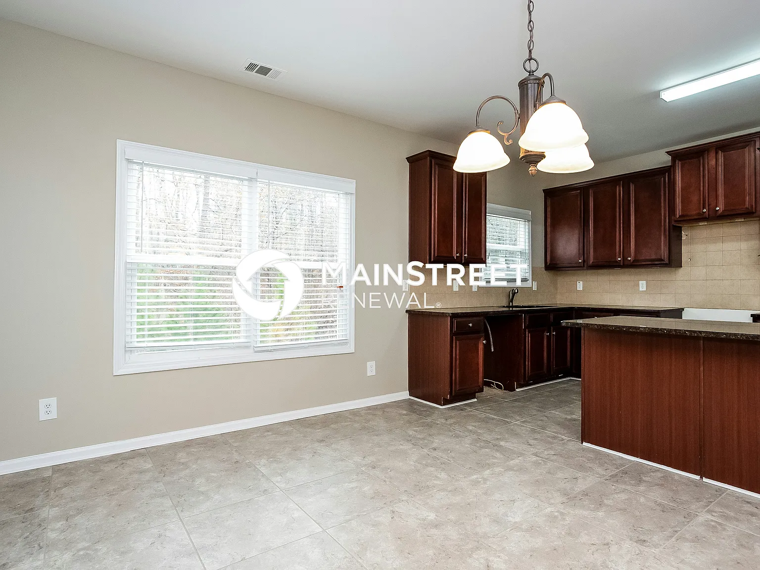 2729 Palmview Ct SW — Photo 4