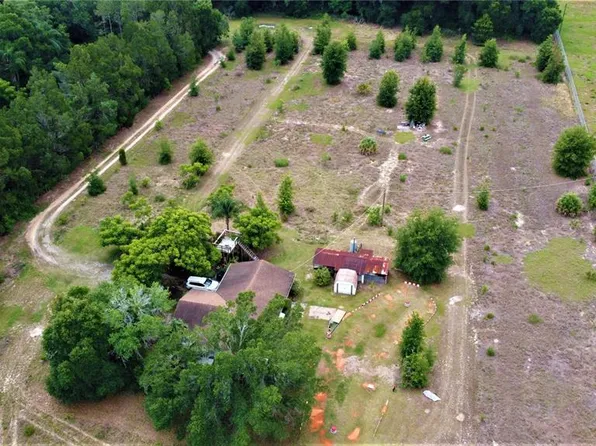 11516 Knights Griffin Rd, Thonotosassa, FL 33592