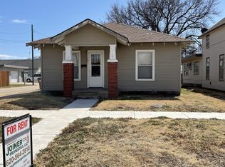 165 W 5th St, Hoisington, KS 67544
