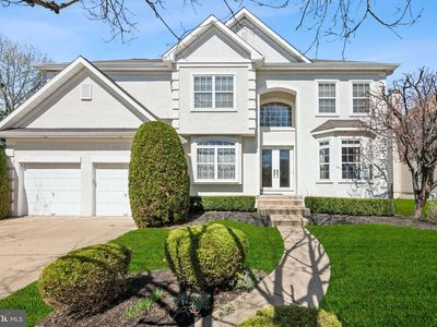 2 Equestrian Ln, Cherry Hill, NJ, 08003