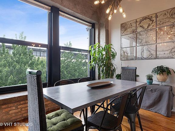3rd image of 1001 W 15th St #Gu31