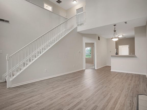 5th image of 6255 Norway Glen Ave