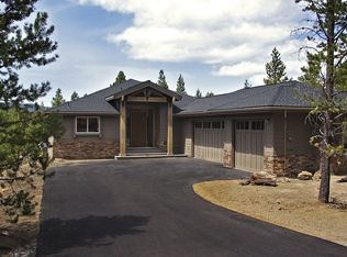 32 Yellow Pine Ln, Sunriver, OR 97707