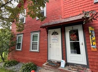 555 Wallum Lake Rd, Pascoag, RI 02859