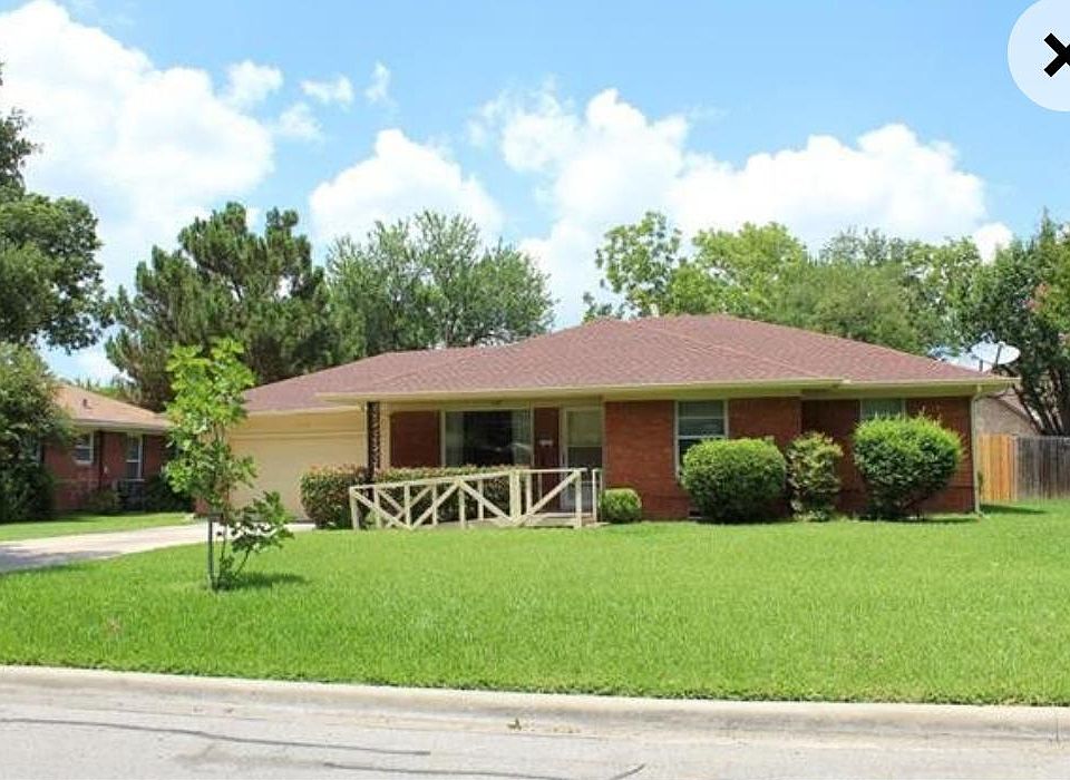 1st image of 2953 Eric Ln
