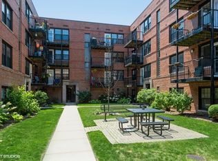 5228 N Campbell Ave APT 2A, Chicago, IL 60625