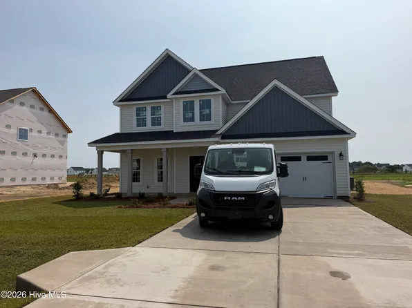 821 Tupelo Tree Drive, Hubert, NC 28539