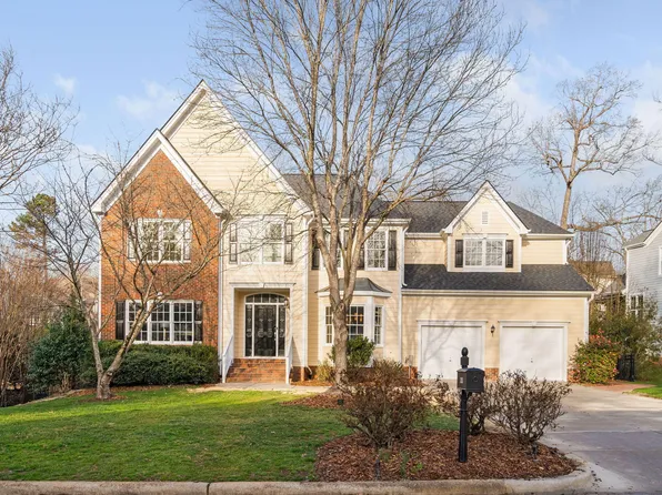 203 Preston Oaks Ln, Cary, NC 27513