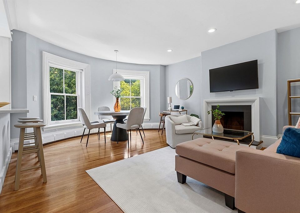 1st image of 32 Union Park #3
