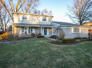 36672 Saxony Rd, Farmington, MI 48335