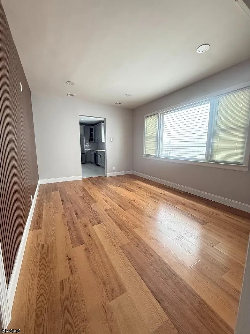 3 bed, 2.0 bath, $3,000 — Photo 4