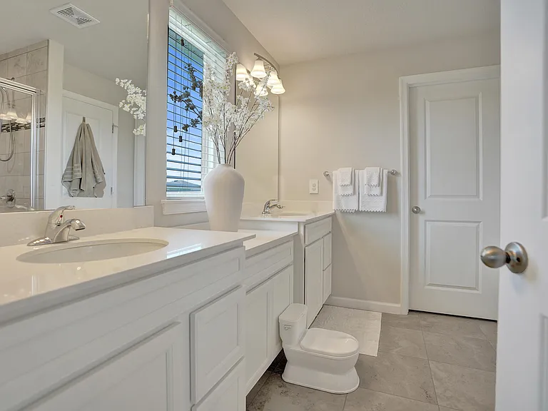 12749 SW Orvieto Way — Photo 23